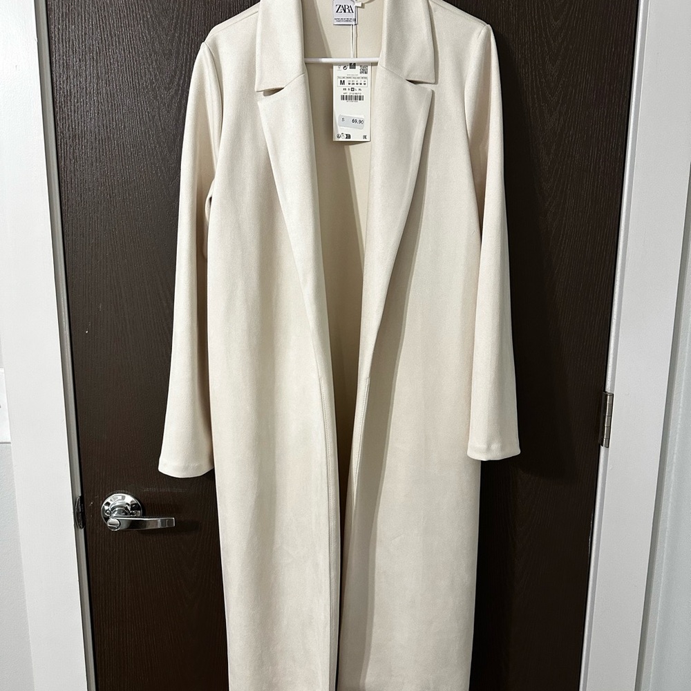 Zara Women's Elegant Cream Trench Coat